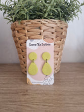 Load image into Gallery viewer, Peta Dangle Collection