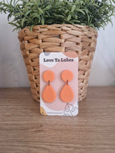 Load image into Gallery viewer, Peta Dangle Collection