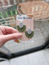 Load image into Gallery viewer, Chloe Statement Stud WB
