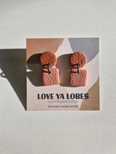 Load image into Gallery viewer, Lucy Dangle WB
